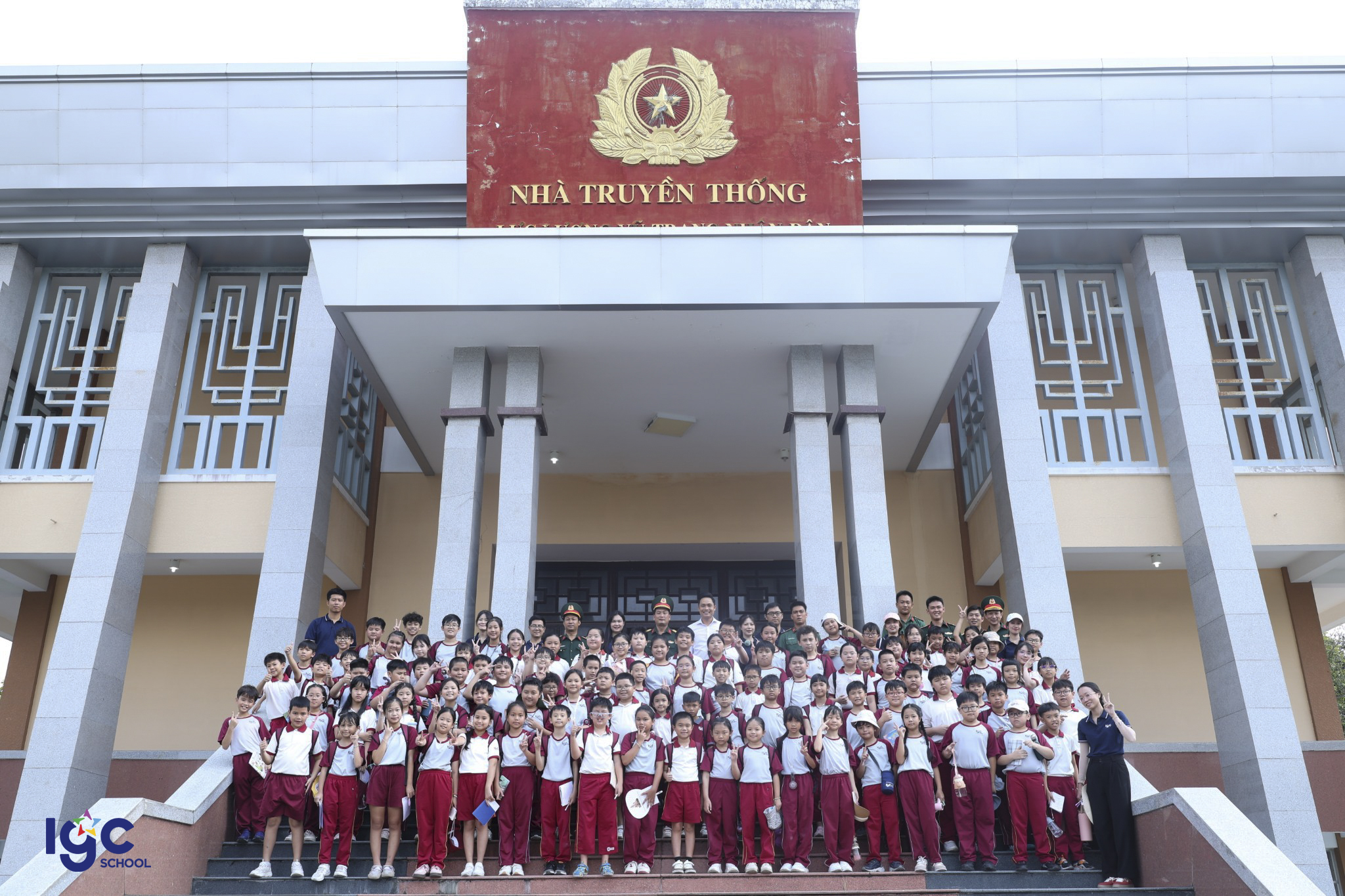 Chương trình trải nghiệm ngoài nhà trường