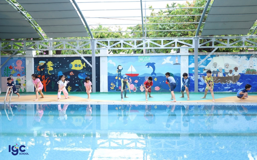 hồ bơi tại IGC Bến Tre đáp ứng tiêu chuẩn nghiêm ngặt như các trường quốc tế Bến Tre khác