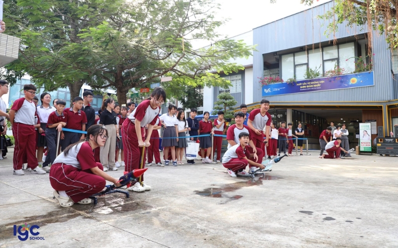 học sinh hoạt động tại trường học uy tín tại Bến Tre