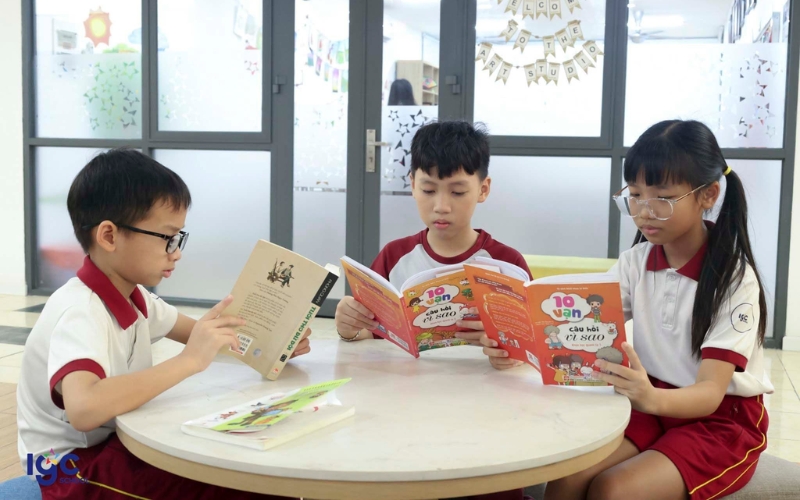 phụ huynh cần chuẩn bị gì khi con vào lớp 1